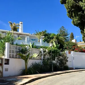 villa-oasis-sea-view-3-bed-private-heated-mijas-costa.1costadelsol.com/